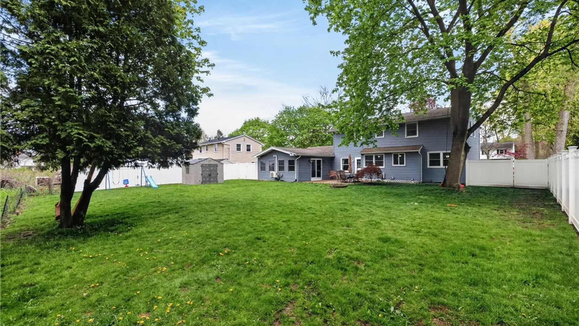 Property at 37 Southcross Trail, Perinton, NY 14450 29