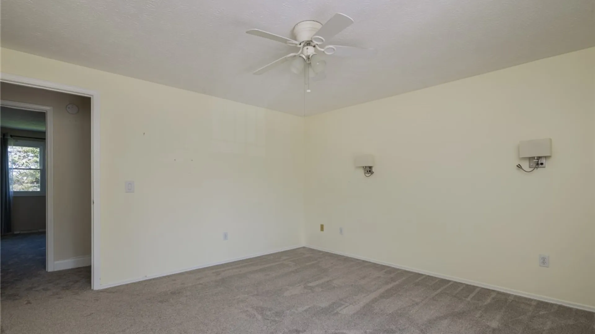 Property at 3 Southfield Drive, Webster, NY 14580 17