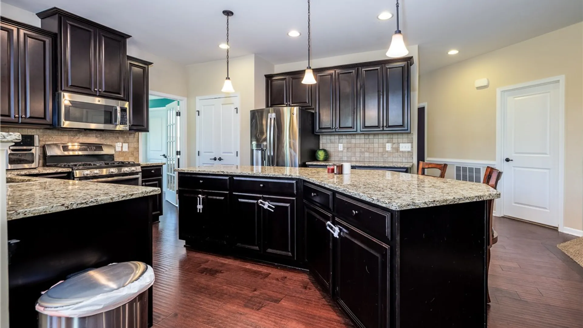 Property at 19 Whitley Court, Pittsford, NY 14534 10