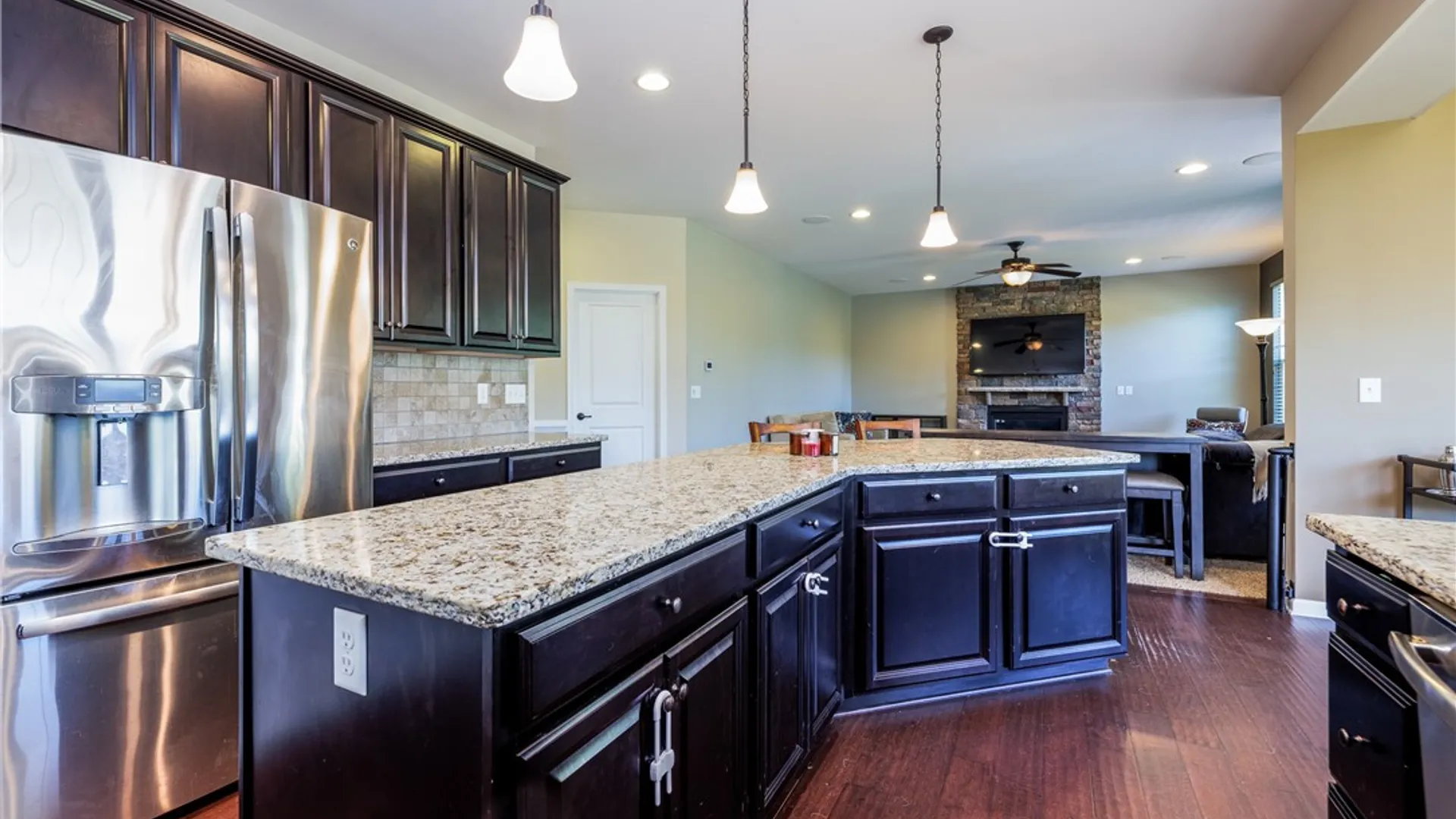 Property at 19 Whitley Court, Pittsford, NY 14534 11