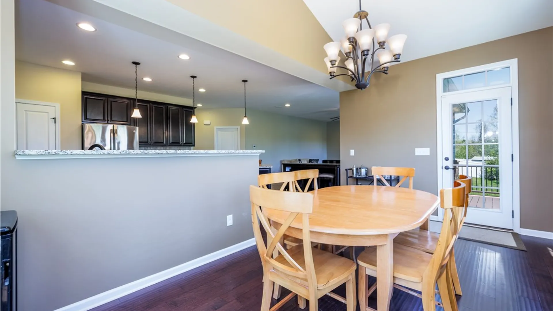 Property at 19 Whitley Court, Pittsford, NY 14534 15