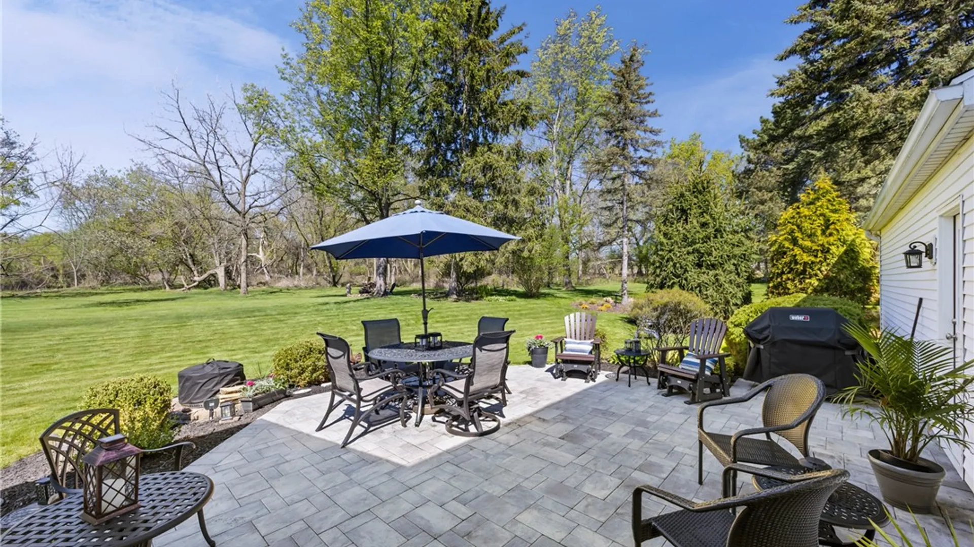 Property at 14 Summit Oaks, Pittsford, NY 14534 34