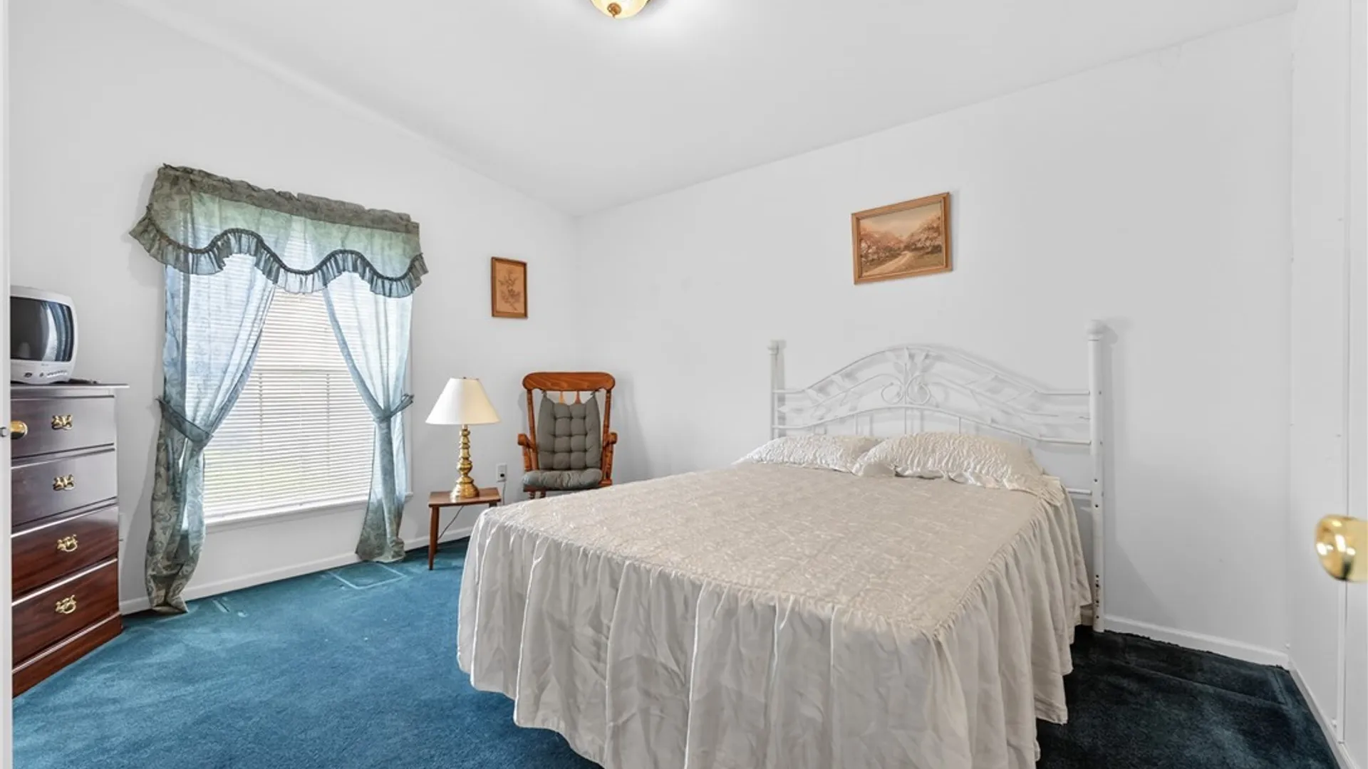 Property at 12 Waterwheel Circle, New Hartford, NY 13413 30