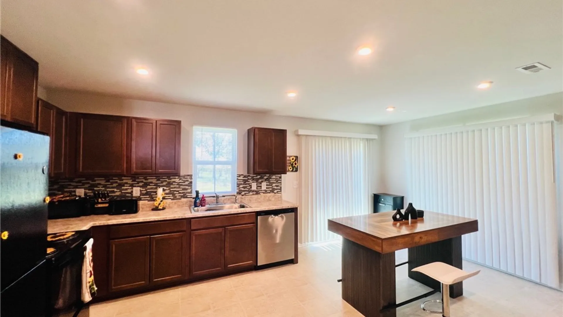 Property at 103 Grant Boulevard, West Seneca, NY 14218 3