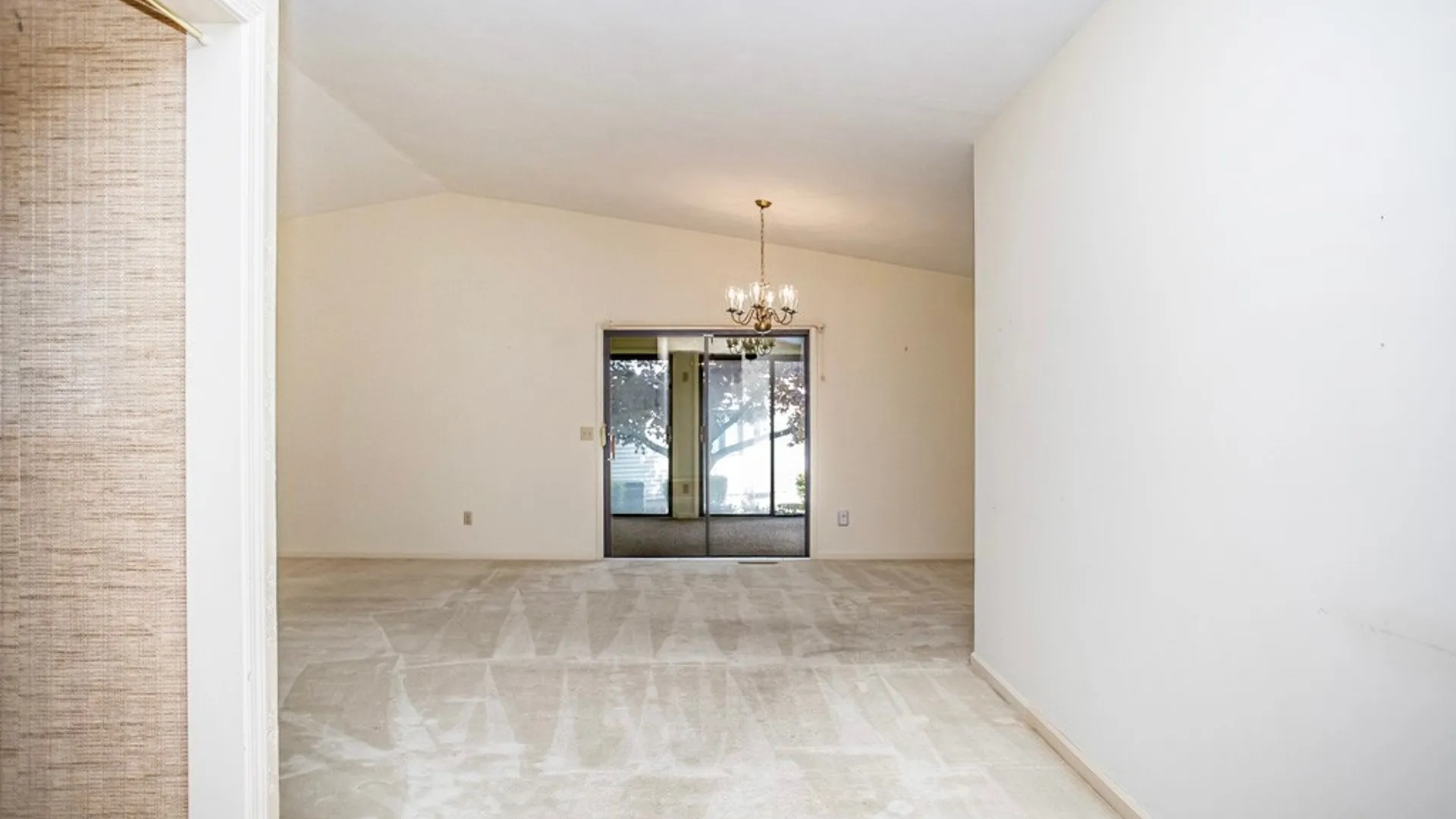 Property at 606 Kimry Moor, Manlius, NY 13066 15