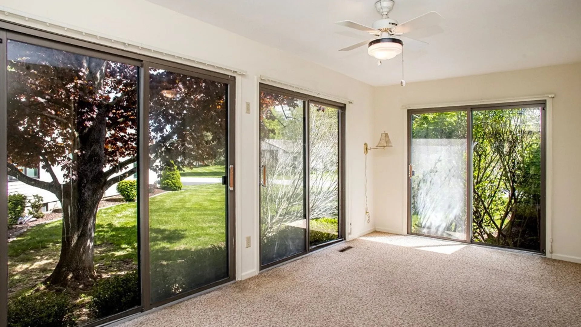 Property at 606 Kimry Moor, Manlius, NY 13066 16
