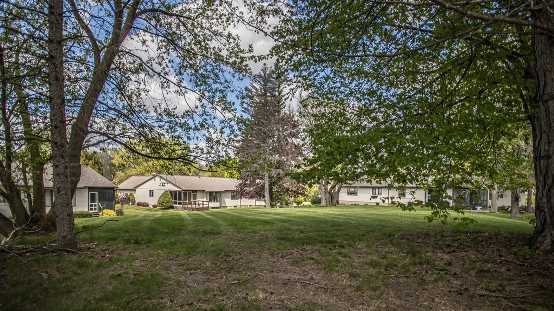 Property at 606 Kimry Moor, Manlius, NY 13066 35