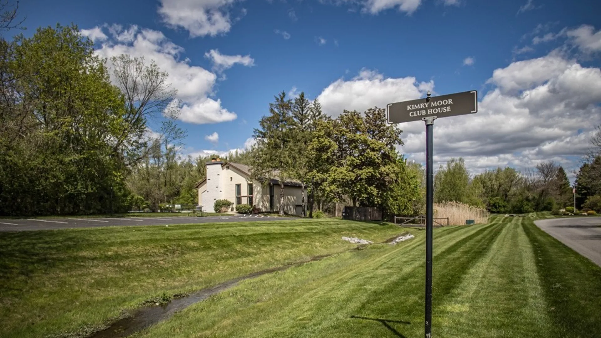 Property at 606 Kimry Moor, Manlius, NY 13066 38