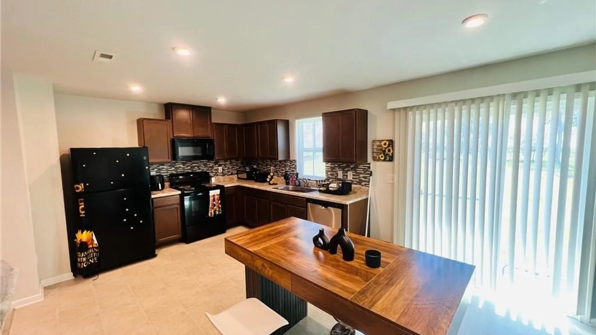 Property at 103 Grant Boulevard, West Seneca, NY 14218 4