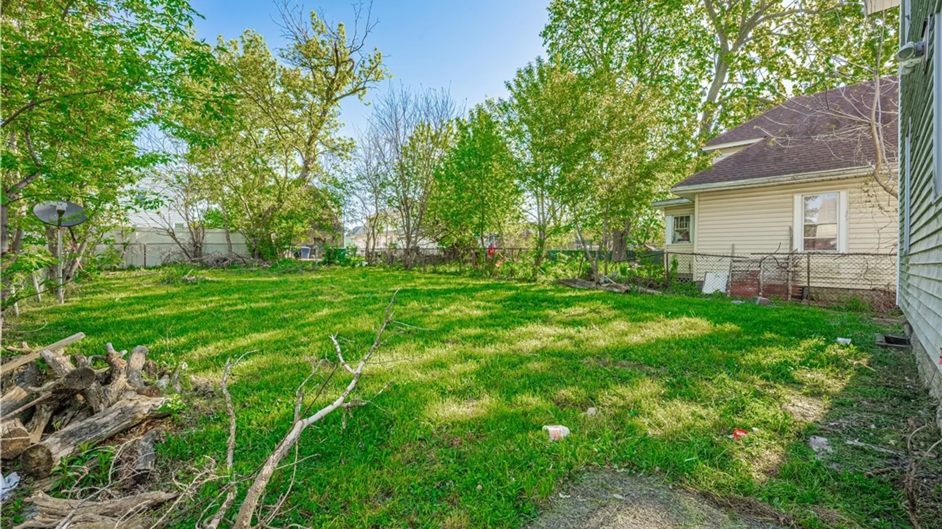 Property at 2204 Ontario Avenue, Niagara Falls, NY 14305 29
