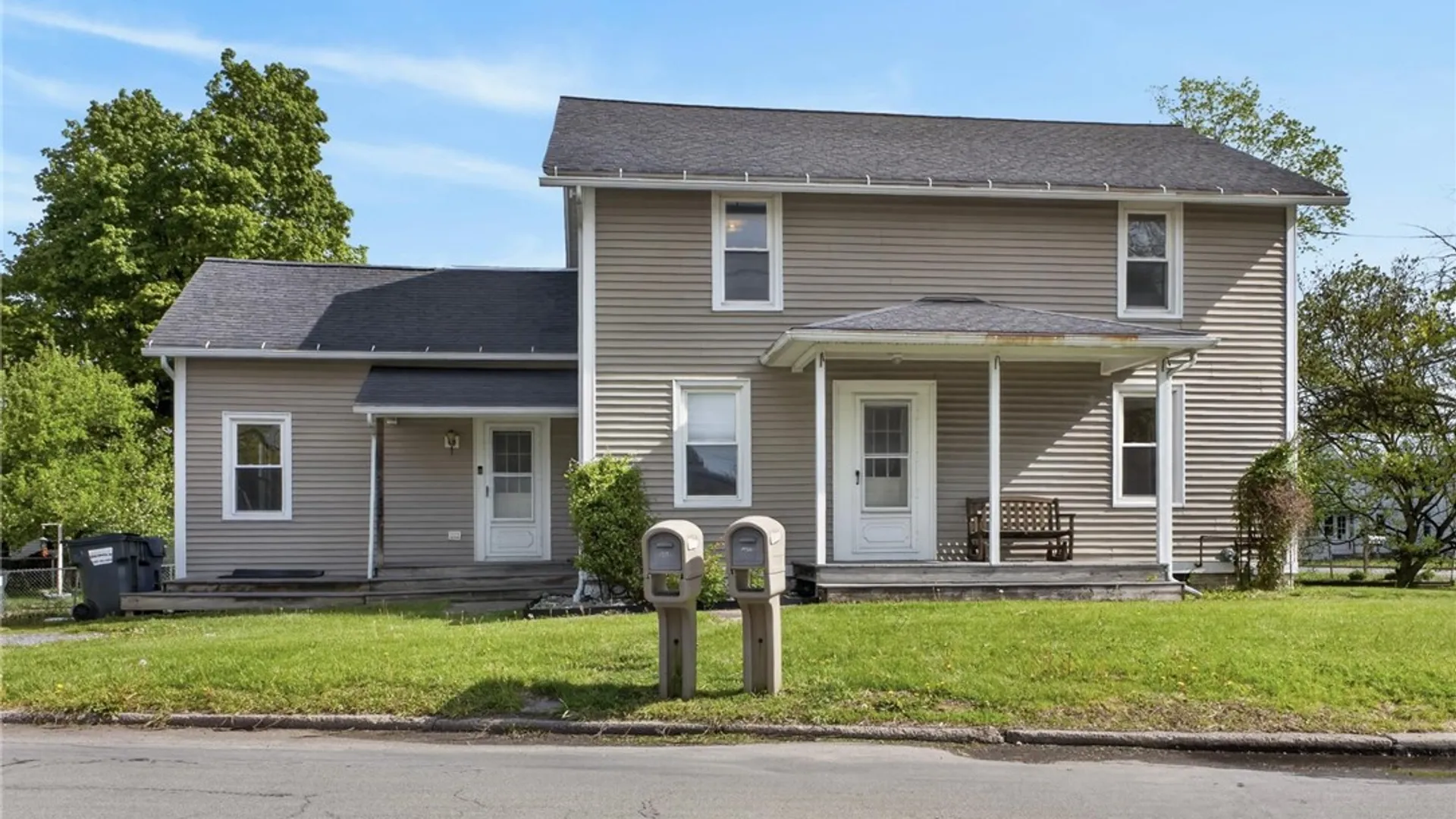 Property at 2 Pratt Road, Manchester, NY 14504 3