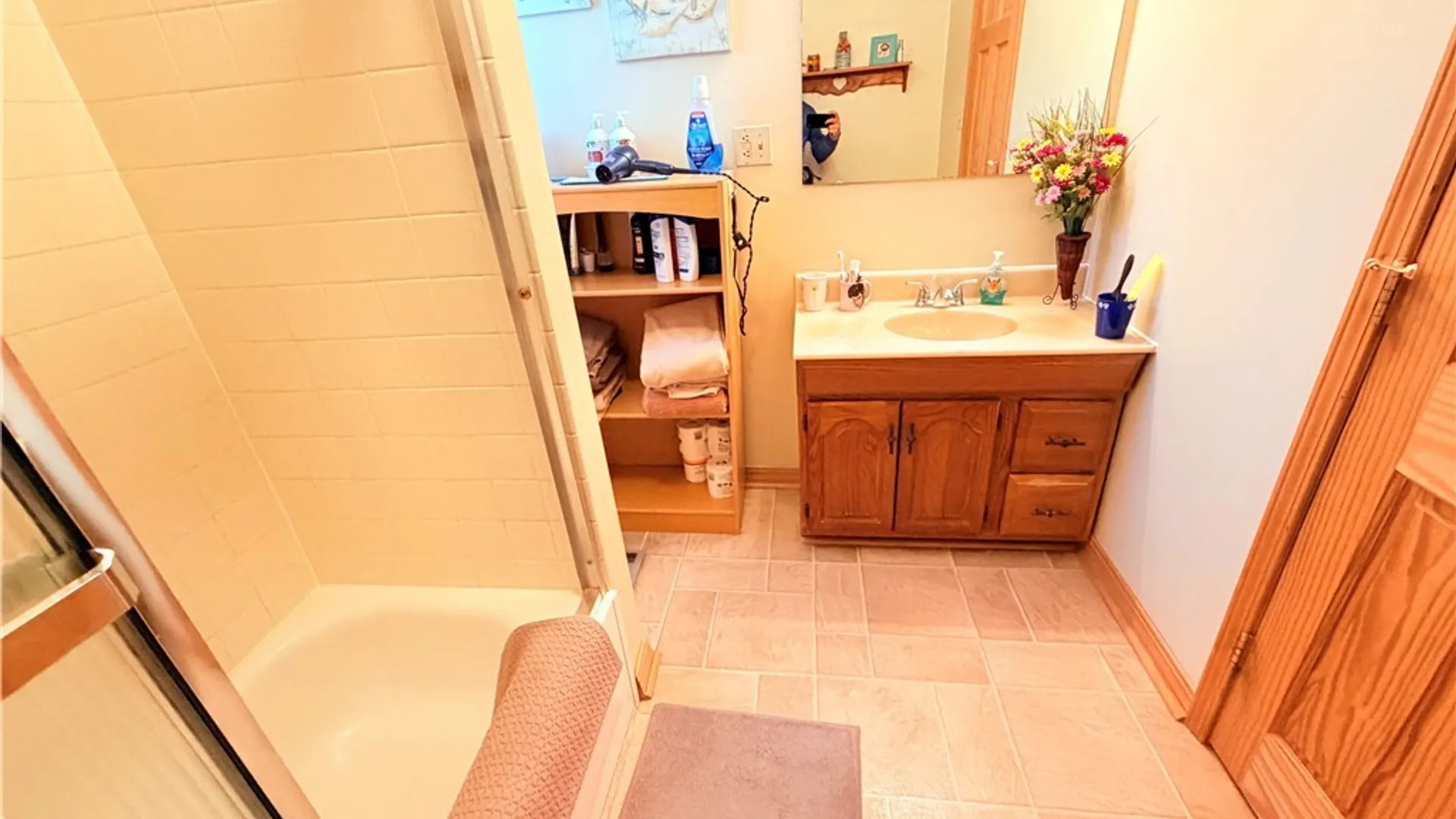 Property at 107 Downing Street, Buffalo, NY 14220 15