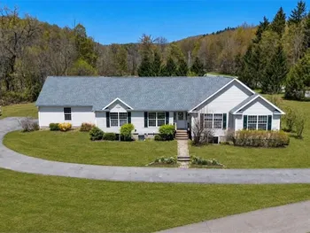 8628 Garlinghouse Road, Naples, NY 14512