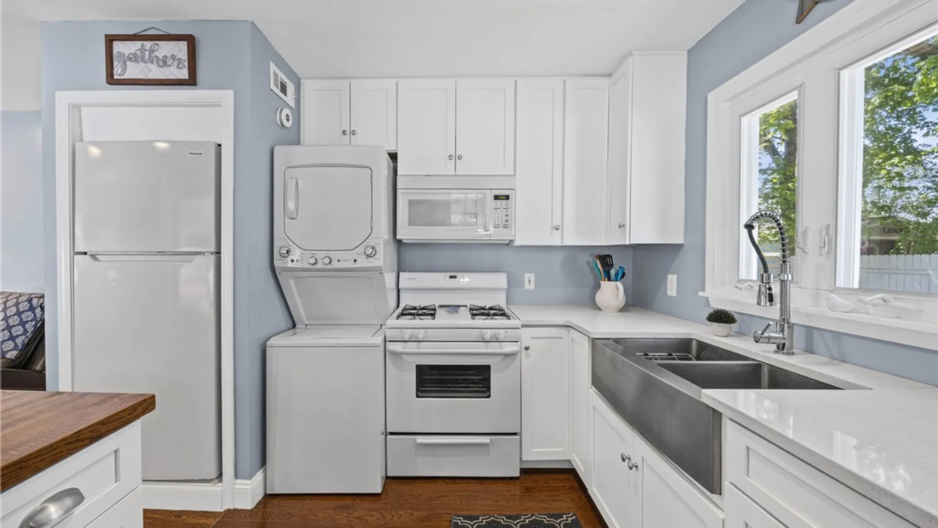 Property at 37 Hazelhurst Avenue, Owasco, NY 13021 14