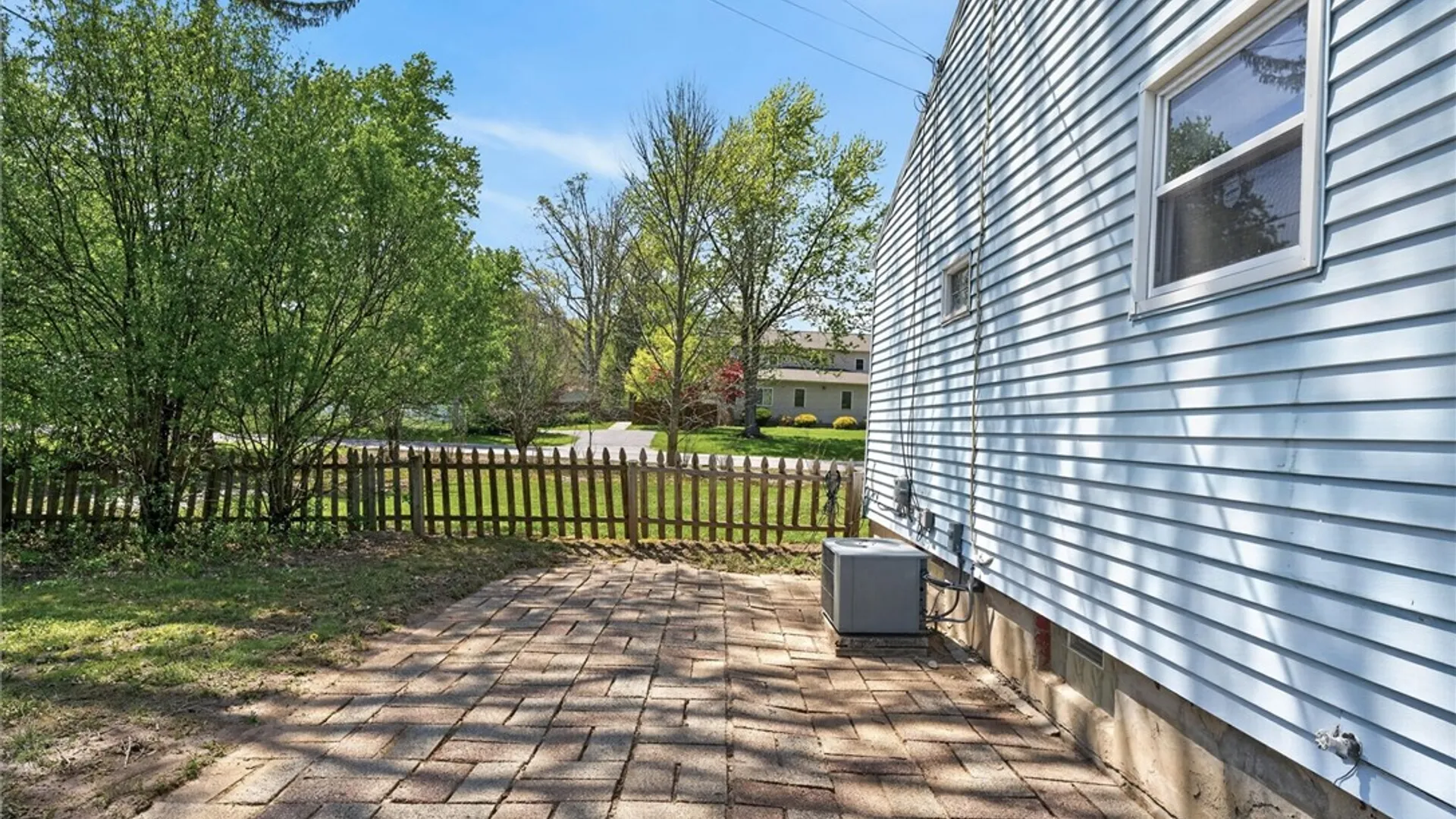 Property at 157 Hollybrook Road, Henrietta, NY 14623 26