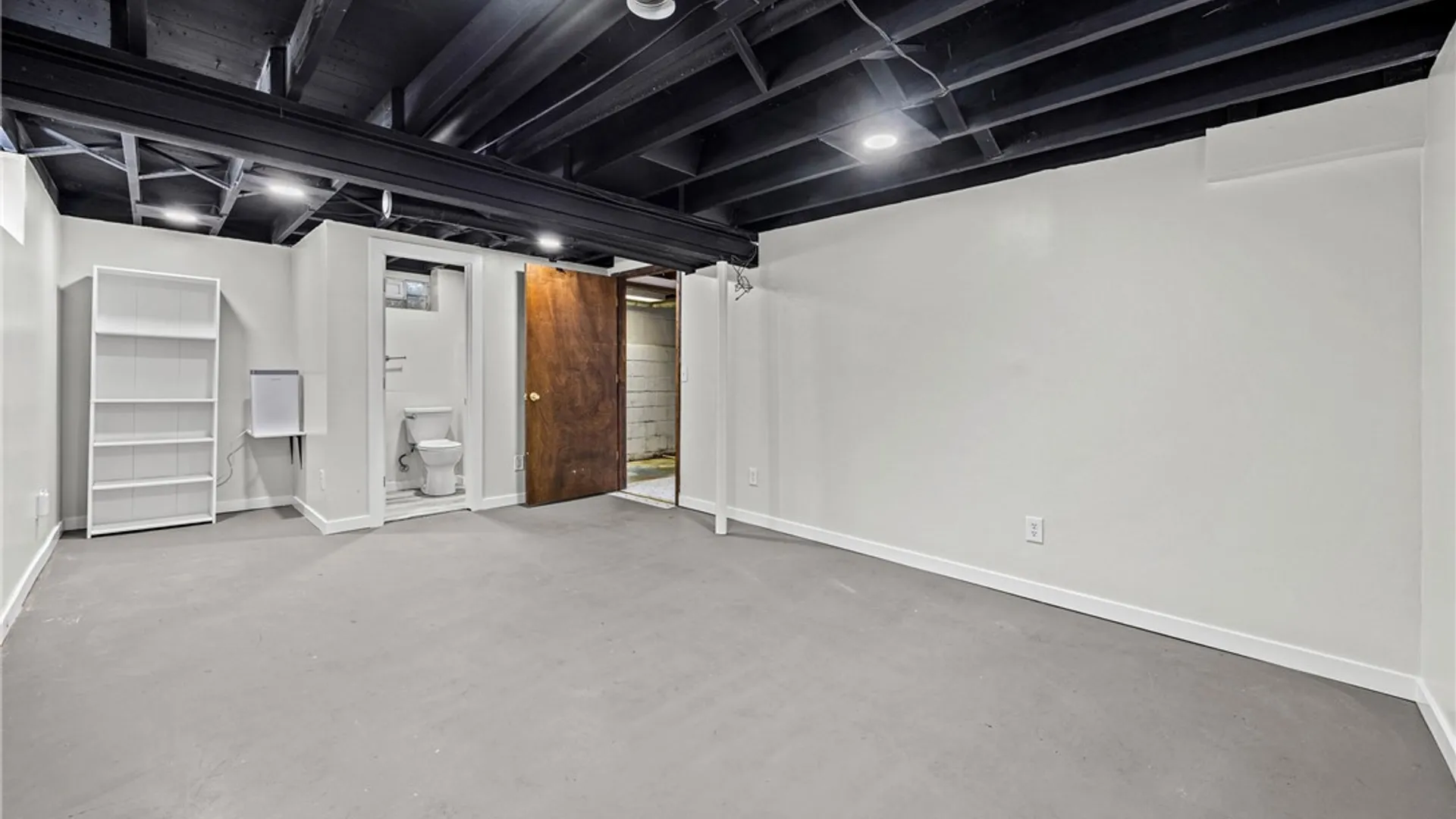 Property at 277 Wolcott Avenue, Gates, NY 14606 24