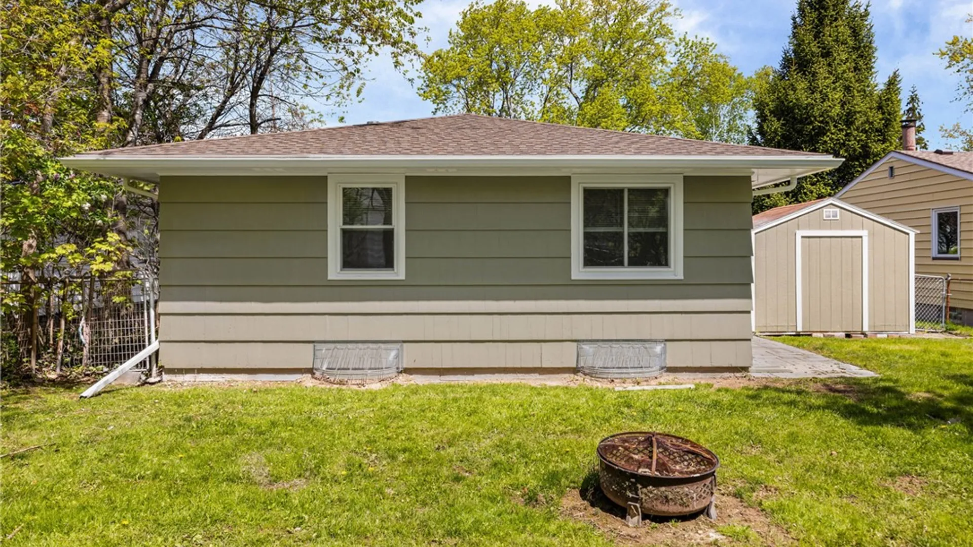 Property at 277 Wolcott Avenue, Gates, NY 14606 30