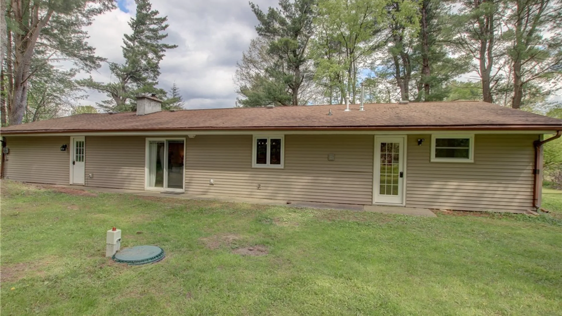 Property at 215 Greenwood Drive, Aurora, NY 14052 10