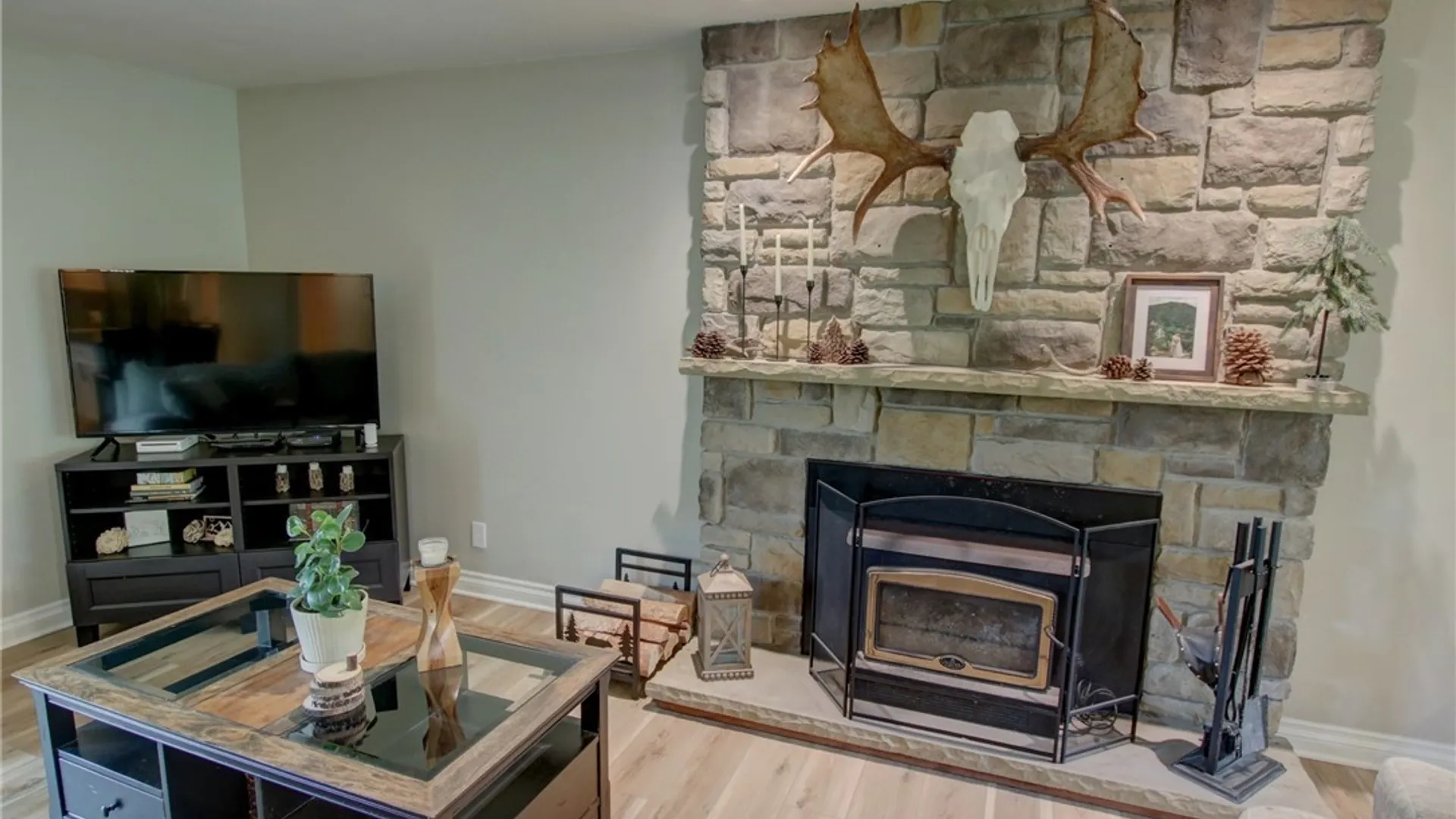Property at 215 Greenwood Drive, Aurora, NY 14052 16