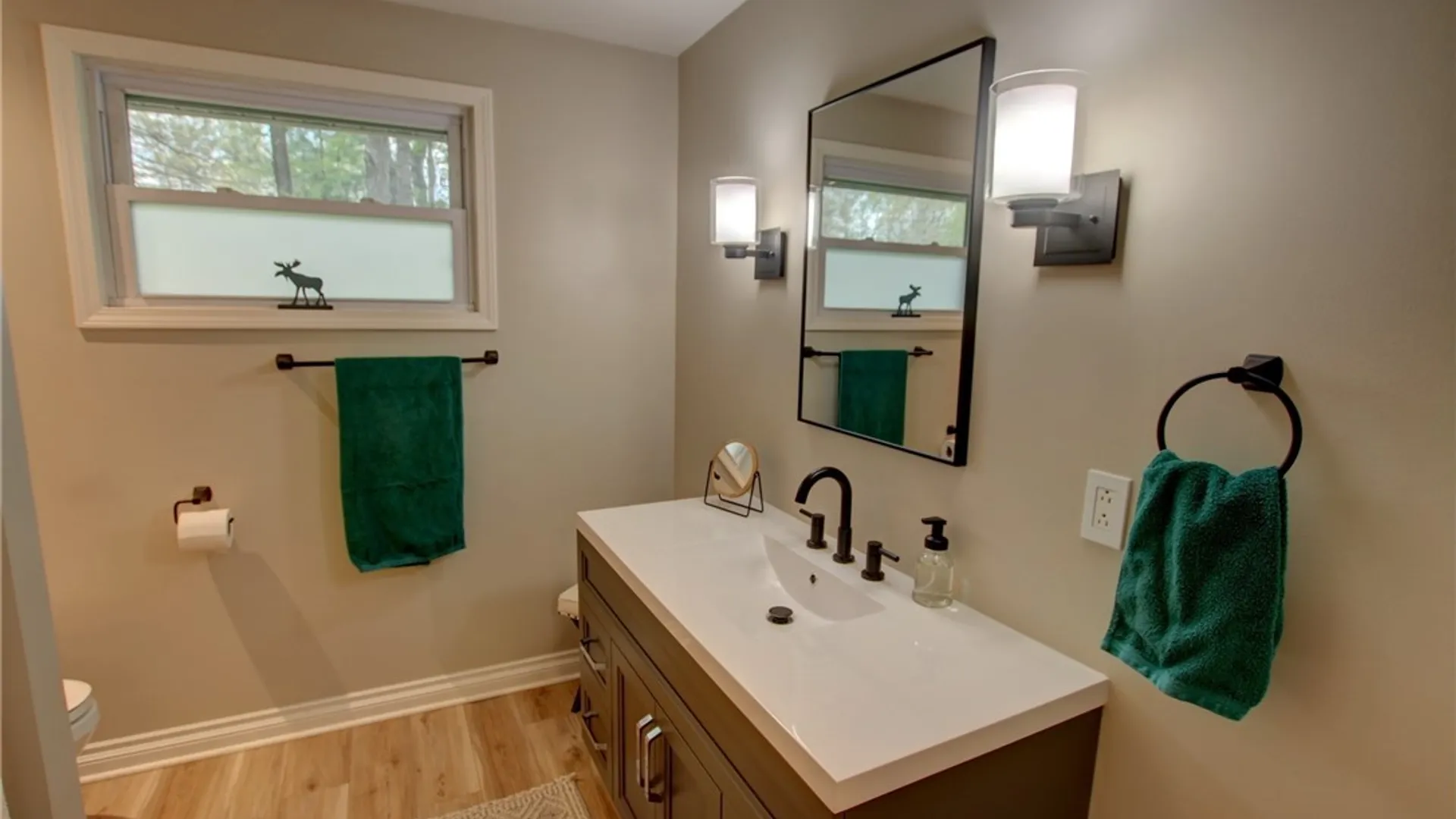 Property at 215 Greenwood Drive, Aurora, NY 14052 32
