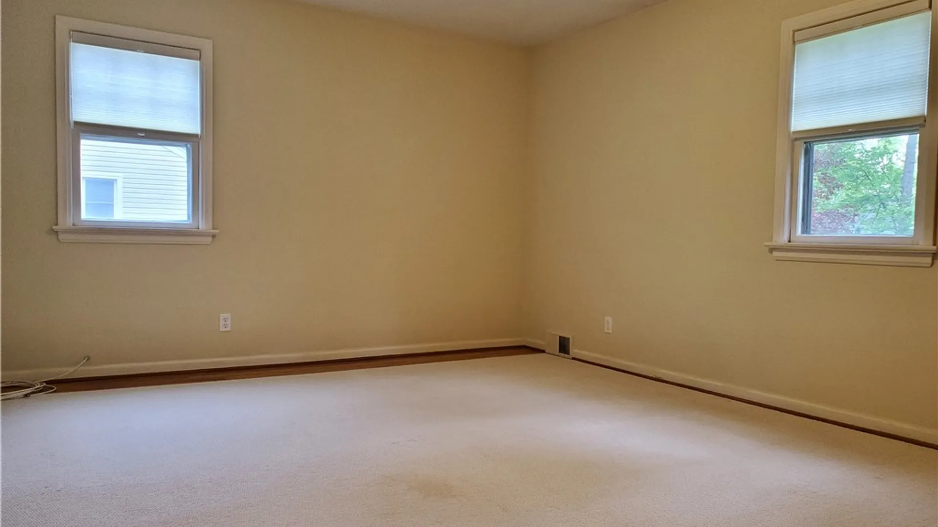 Property at 125 Sydenham Road, Irondequoit, NY 14609 14