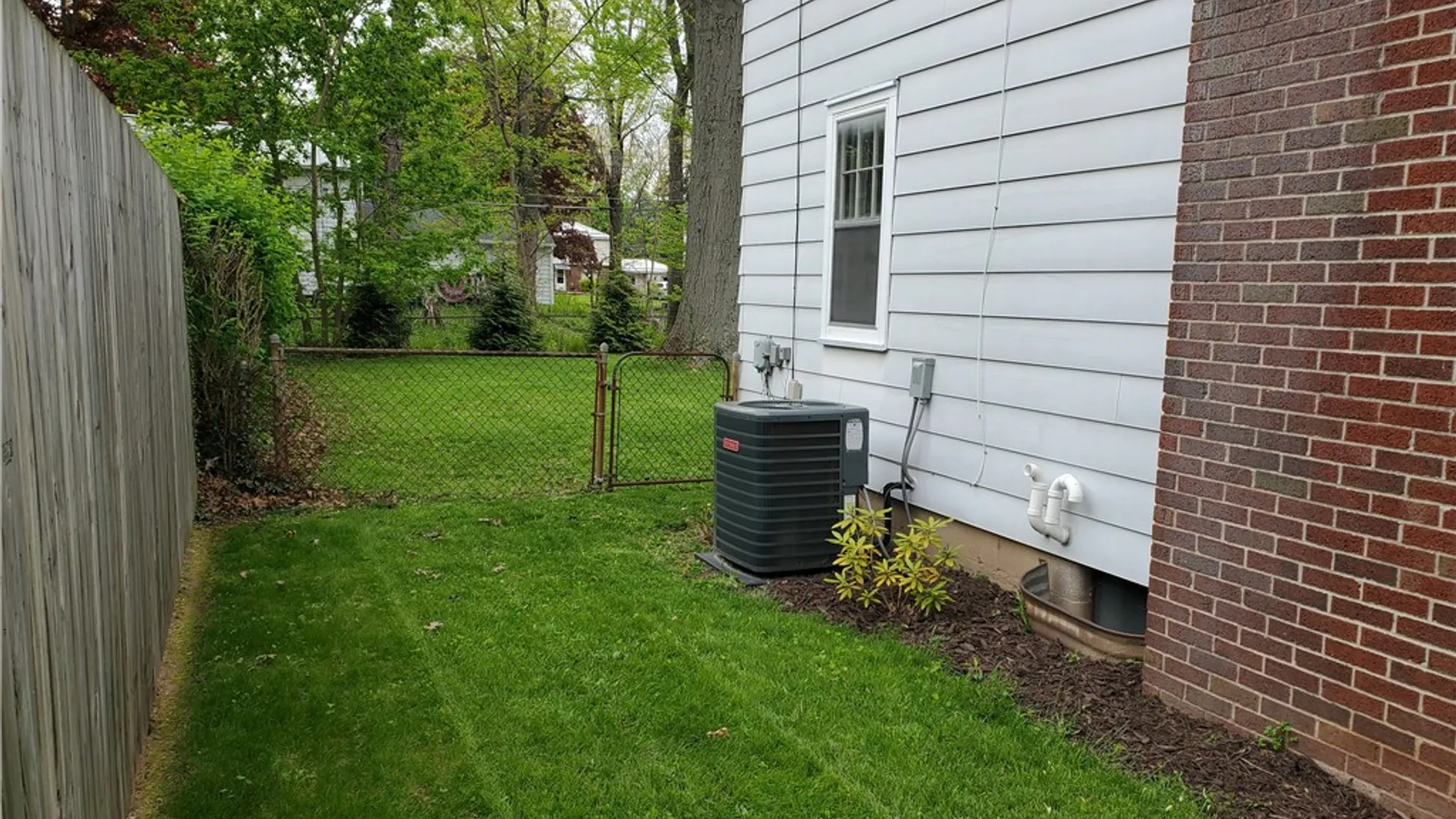 Property at 125 Sydenham Road, Irondequoit, NY 14609 3