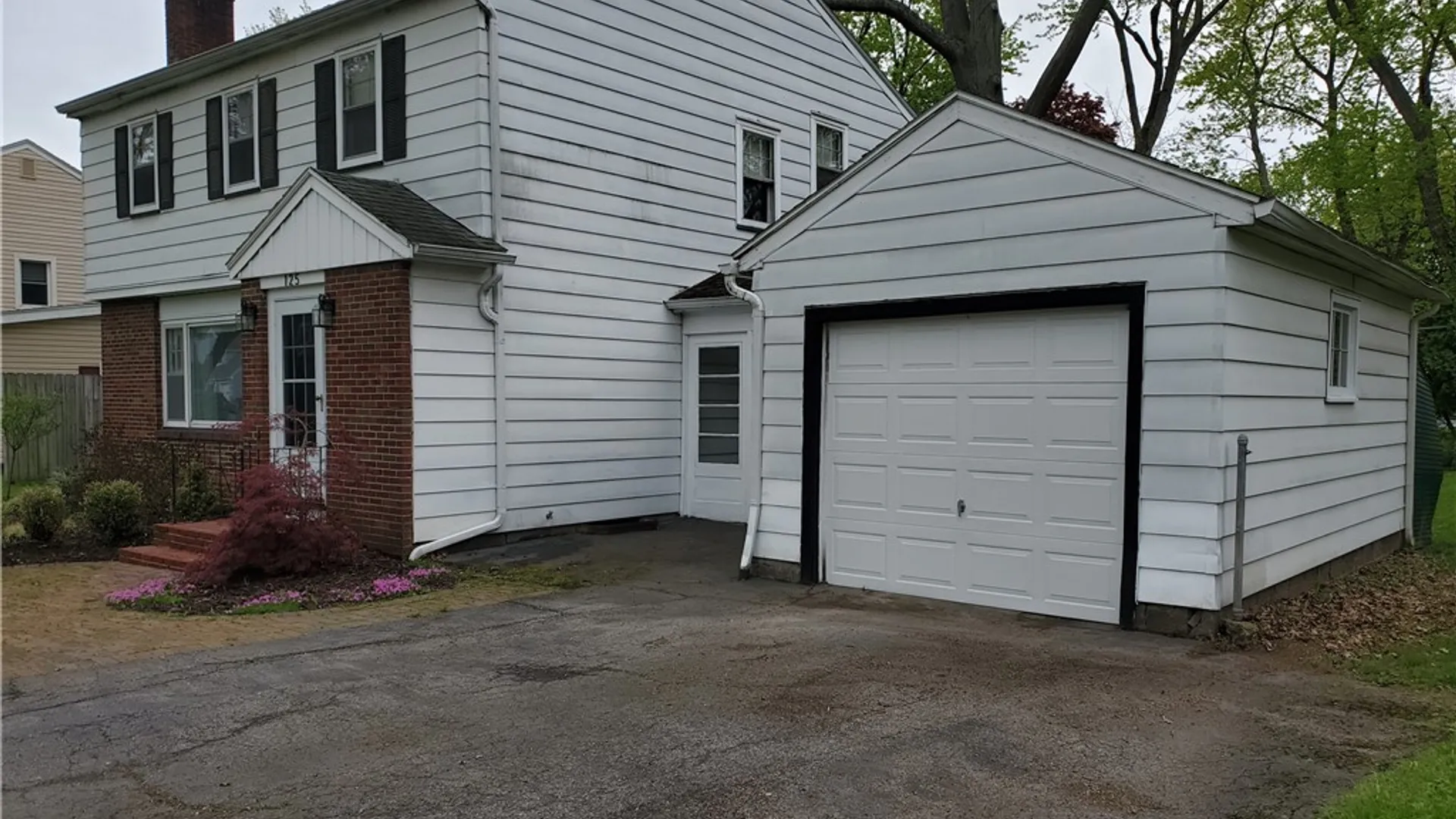 Property at 125 Sydenham Road, Irondequoit, NY 14609 5