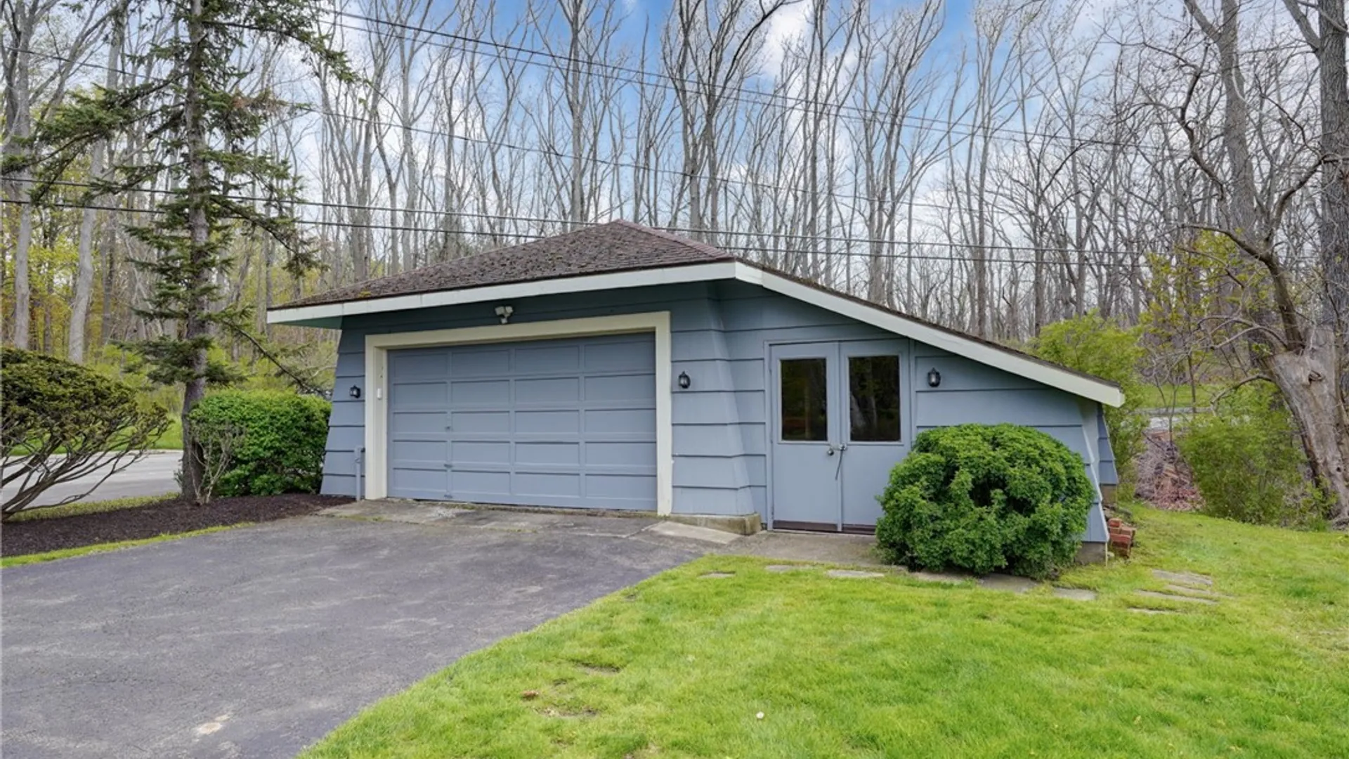 Property at 930 Lake Road, Webster, NY 14580 41