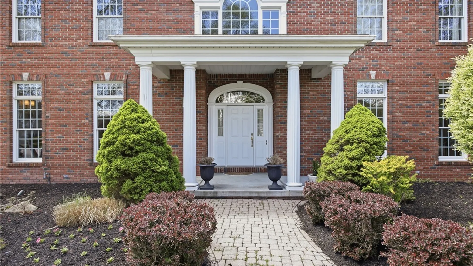Property at 85 Galileo Drive, Amherst, NY 14221 42