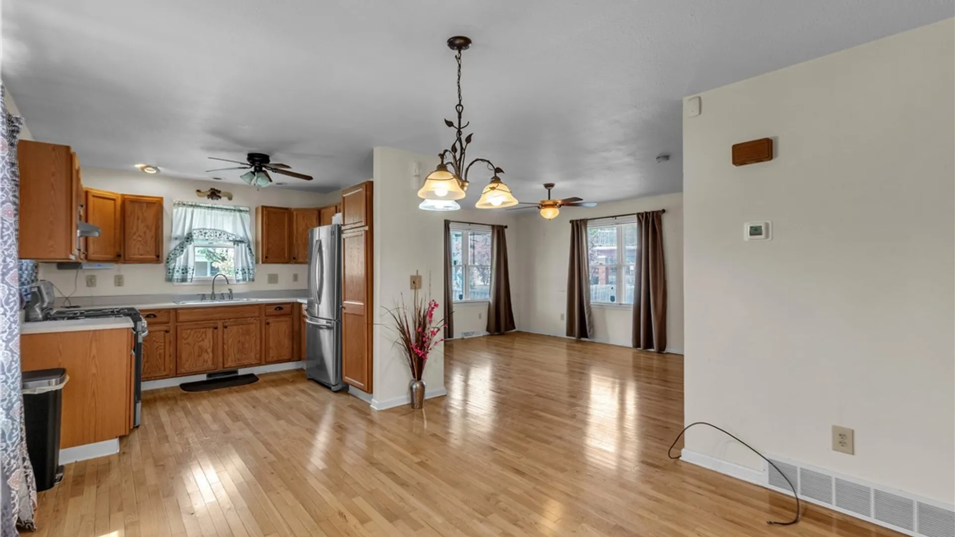 Property at 31 Johnson Street, Buffalo, NY 14212 13