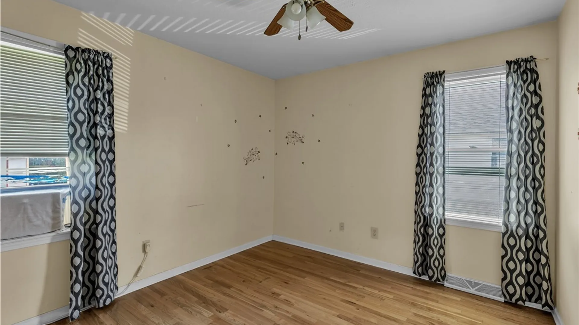 Property at 31 Johnson Street, Buffalo, NY 14212 30