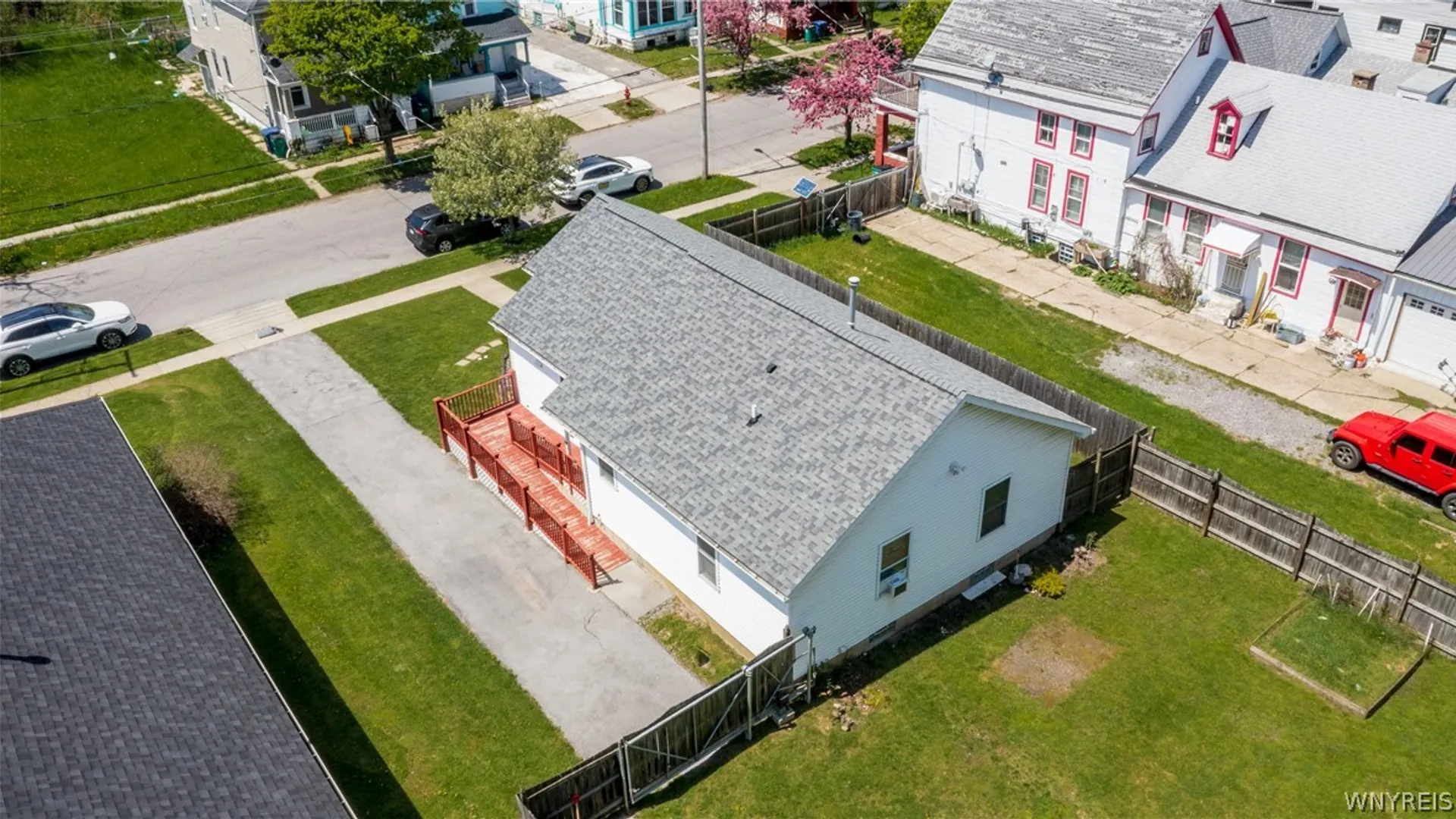 Property at 31 Johnson Street, Buffalo, NY 14212 43