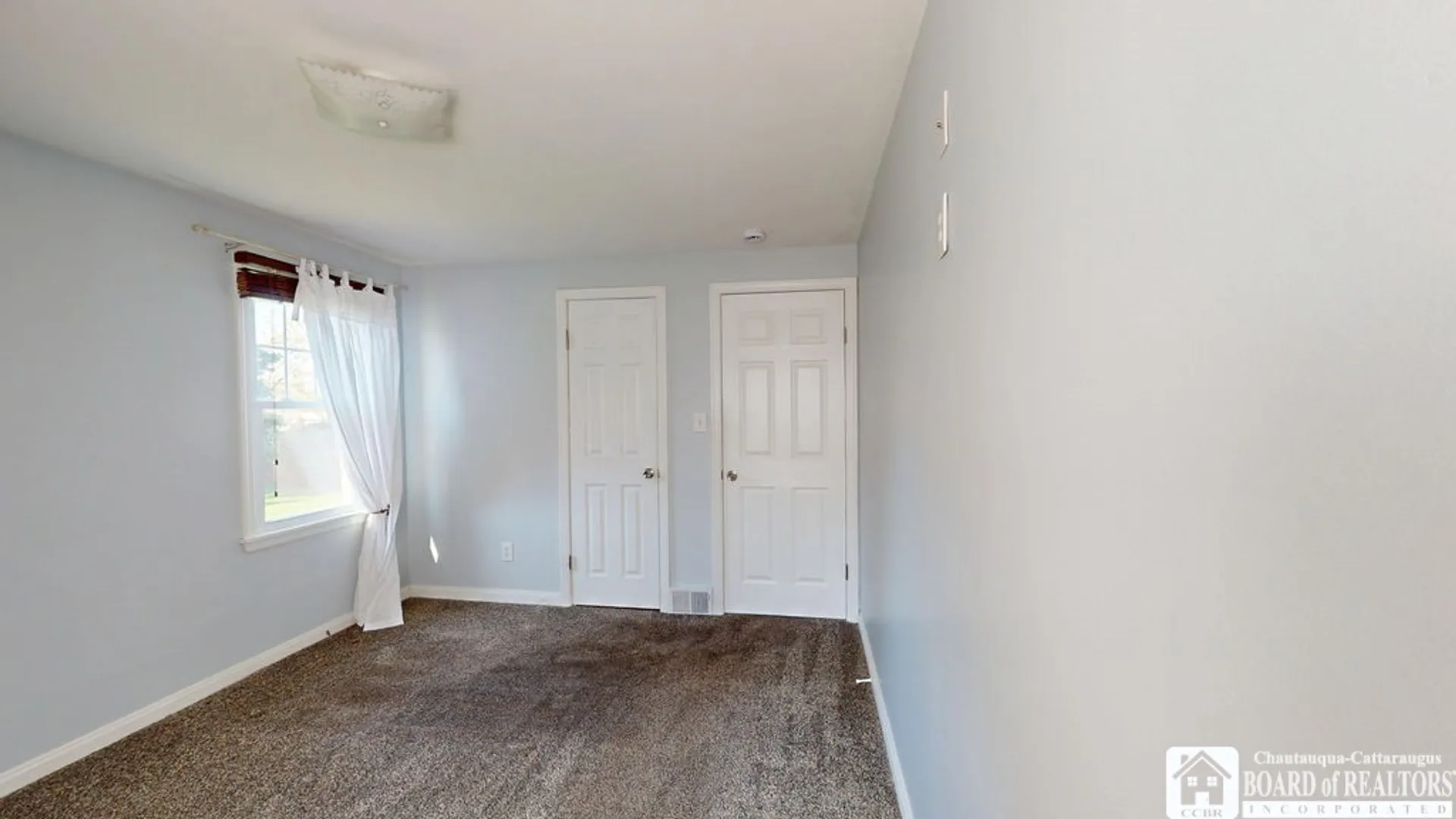 Property at 645 Mapleview Rd, Cheektowaga, NY 14225 22