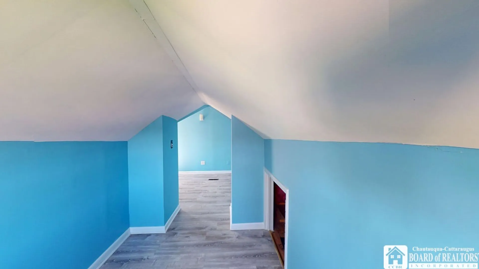 Property at 645 Mapleview Rd, Cheektowaga, NY 14225 34