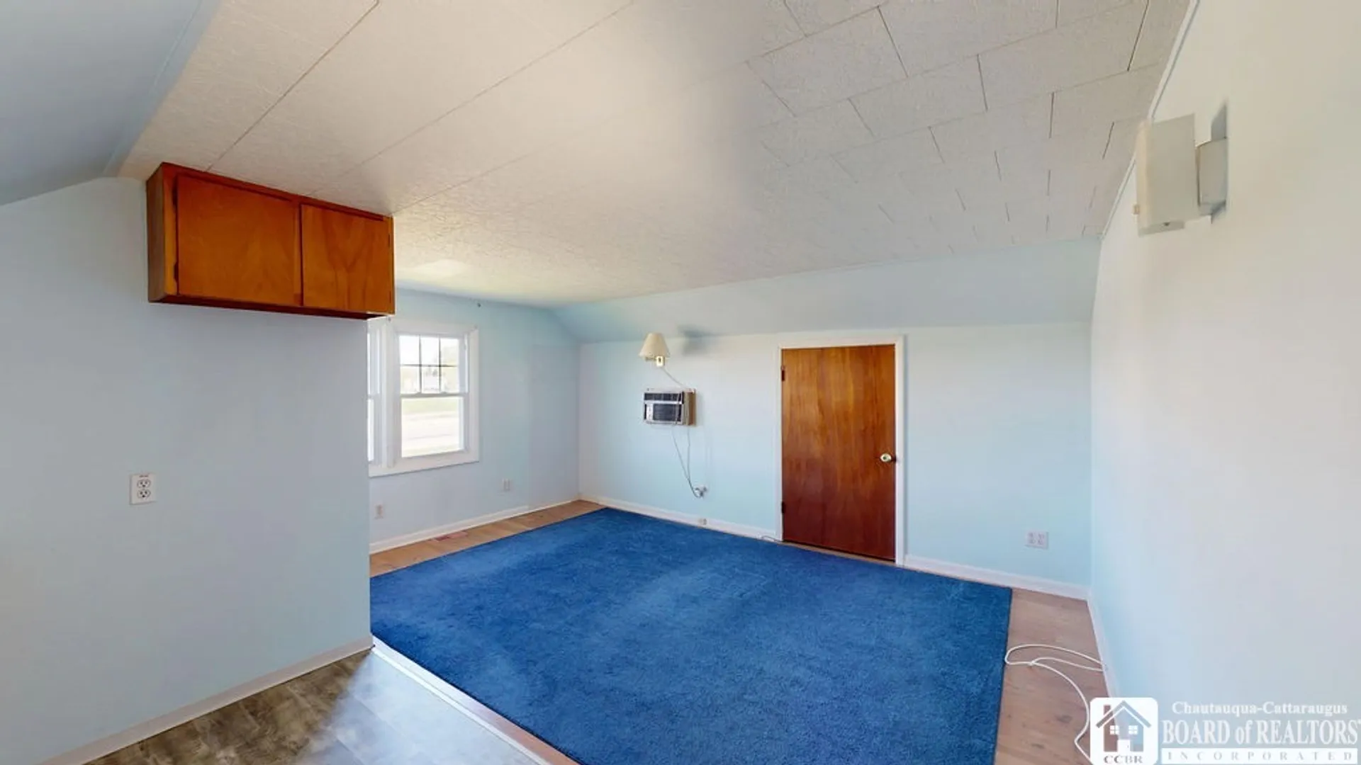 Property at 645 Mapleview Rd, Cheektowaga, NY 14225 35