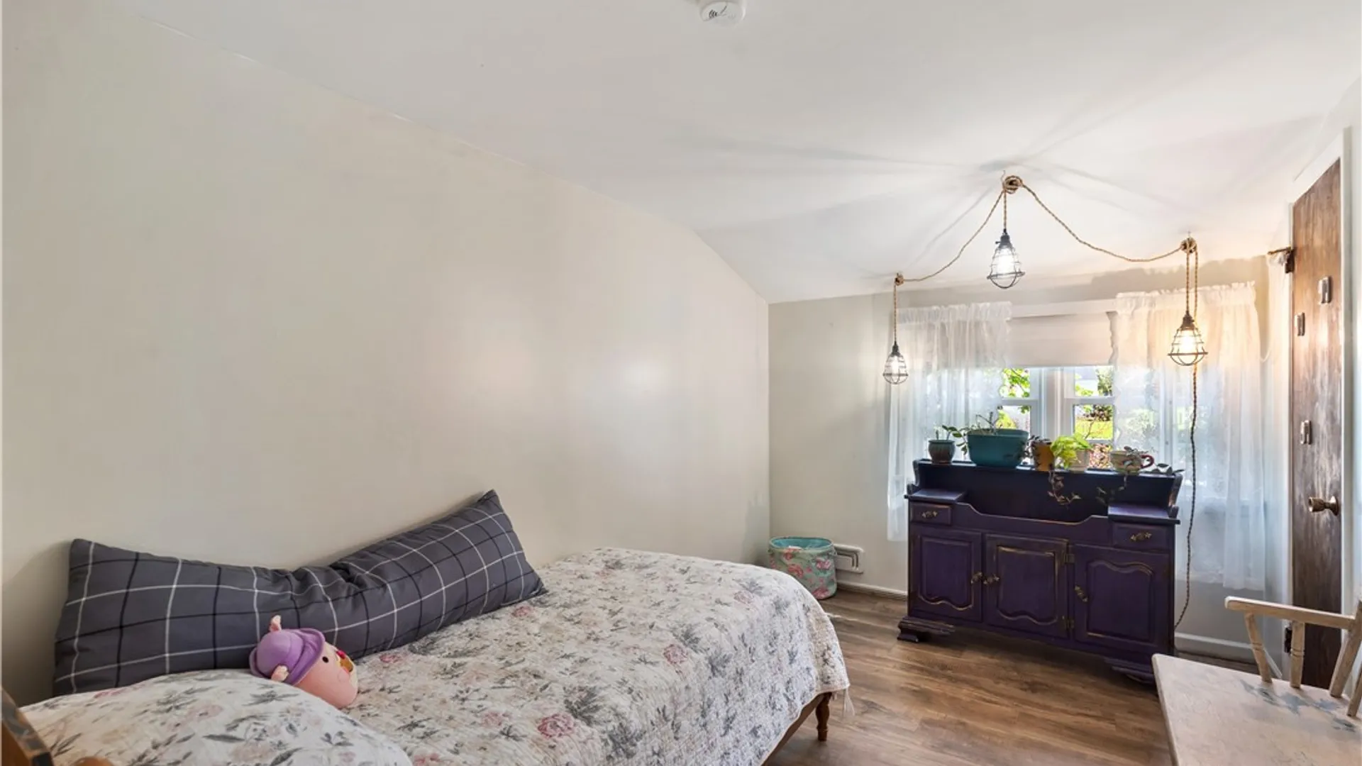 Property at 29 Pleasant Way, Parma, NY 14468 14