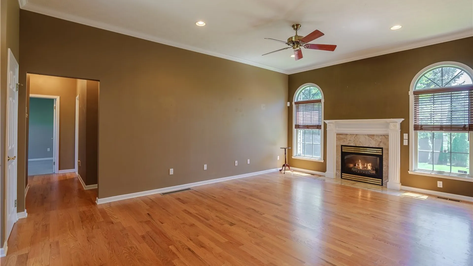 Property at 133 Leamington Circle, Greece, NY 14626 8