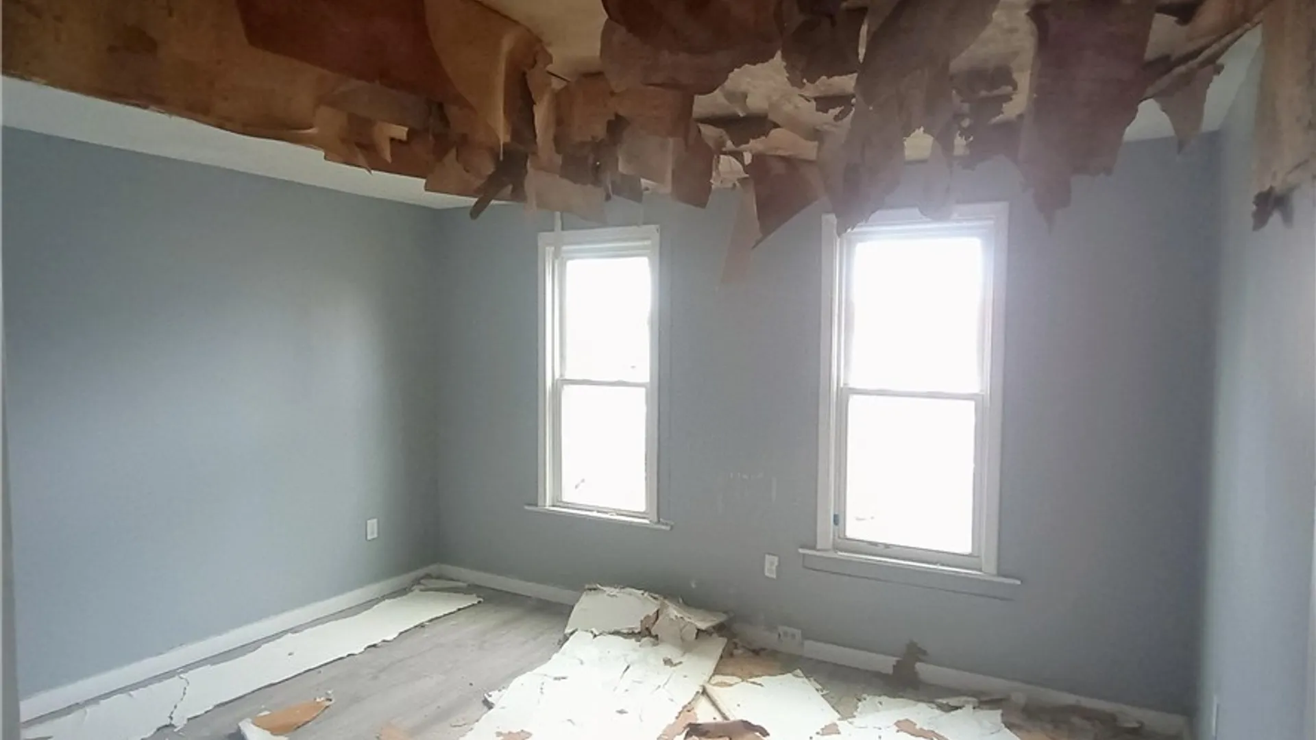 Property at 953 Emerson Avenue, Syracuse, NY 13204 6