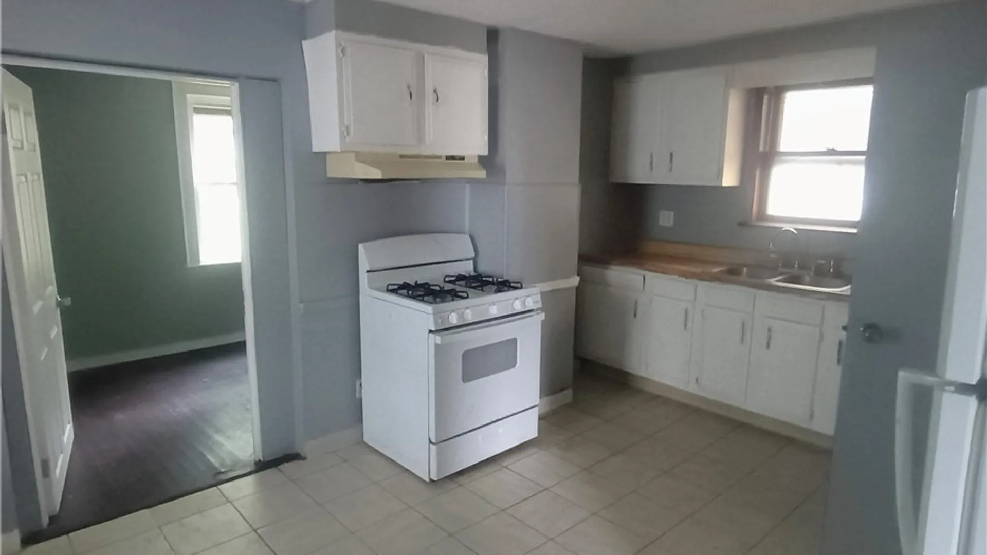Property at 953 Emerson Avenue, Syracuse, NY 13204 7