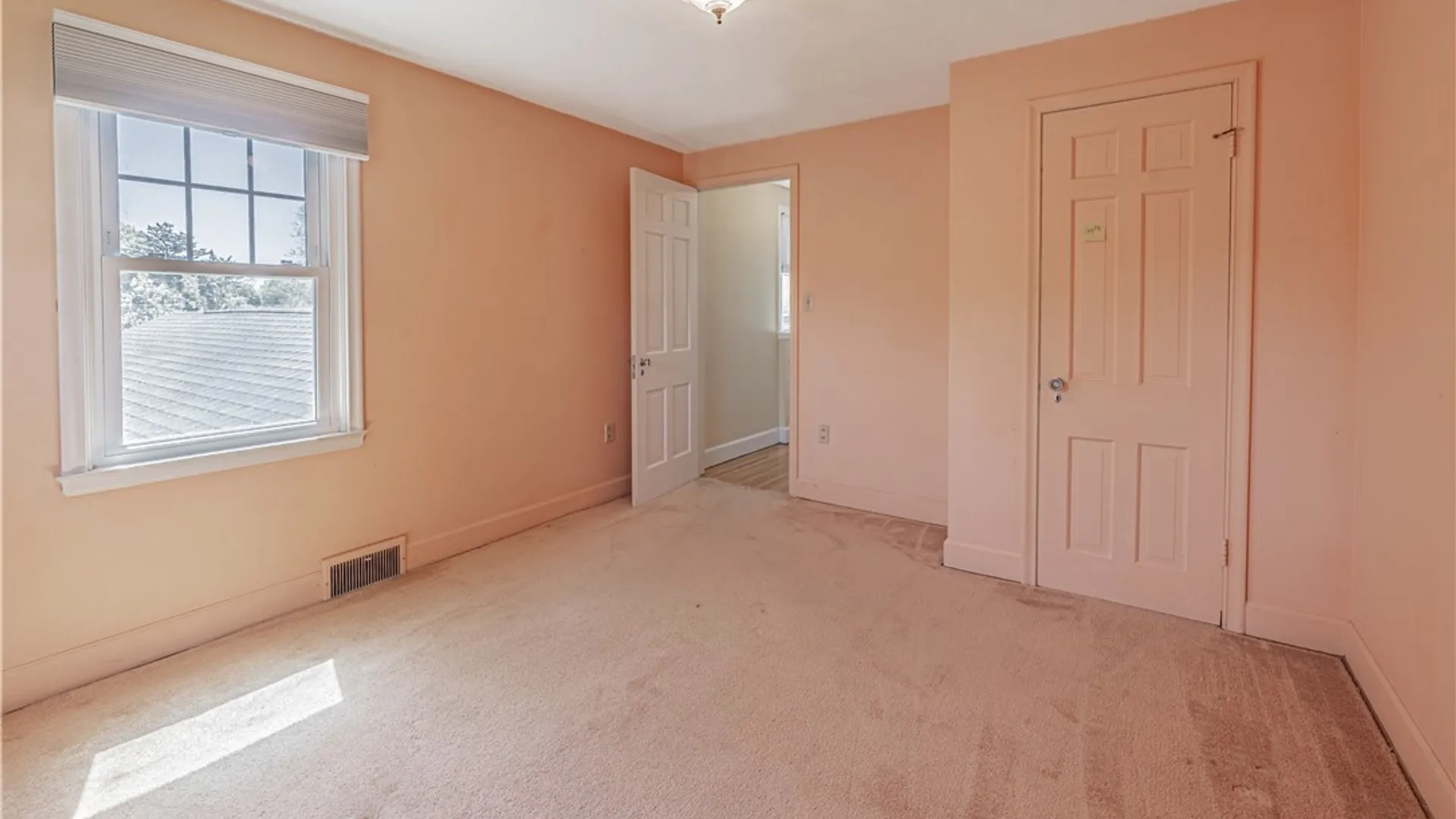 Property at 4831 Lewiston Road, Niagara Falls, NY 14305 34