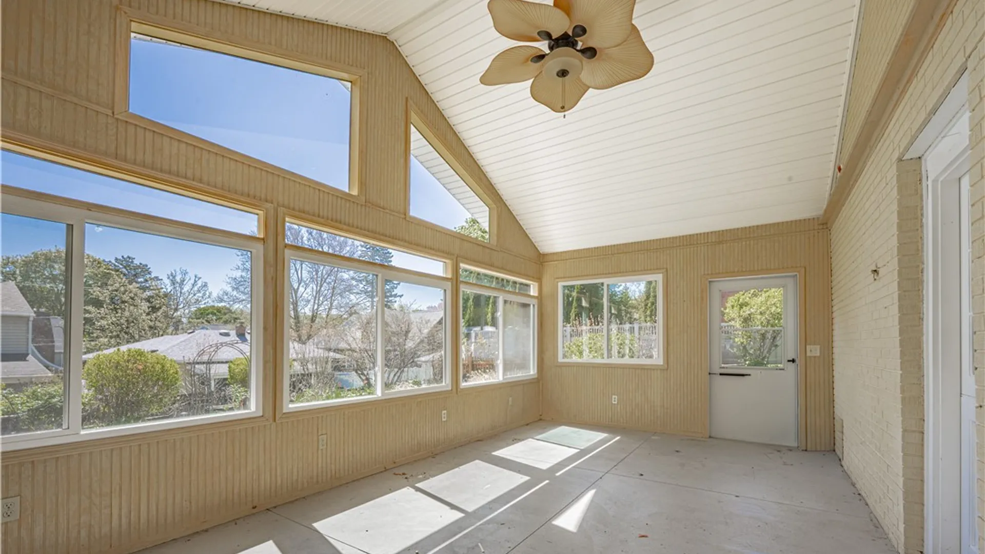 Property at 4831 Lewiston Road, Niagara Falls, NY 14305 43