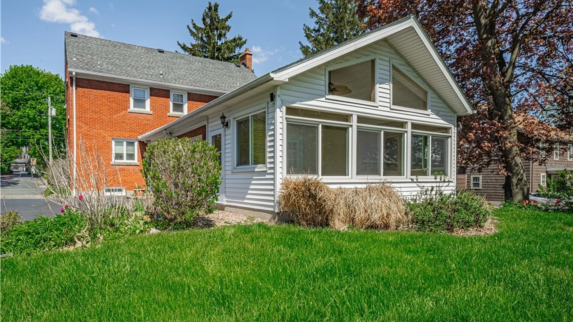 Property at 4831 Lewiston Road, Niagara Falls, NY 14305 7