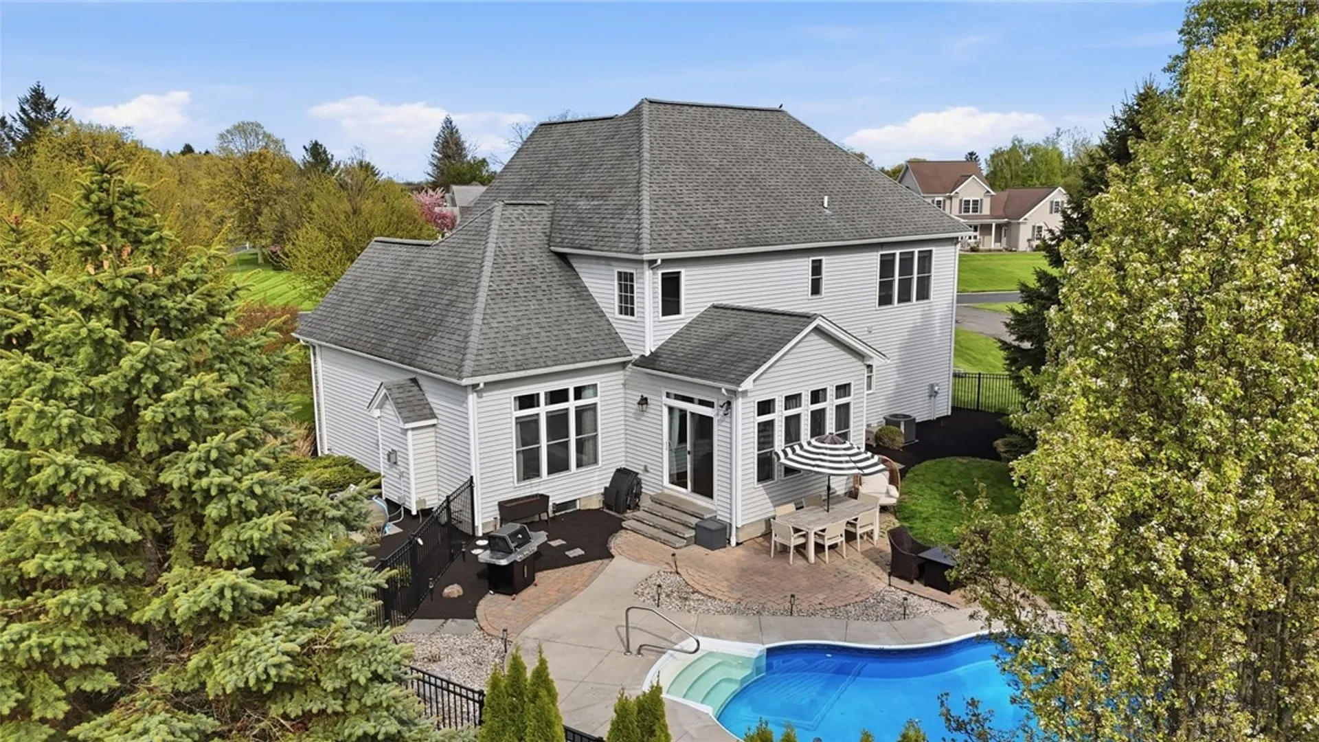 Property at 1070 Sagebrook Way, Webster, NY 14580 37