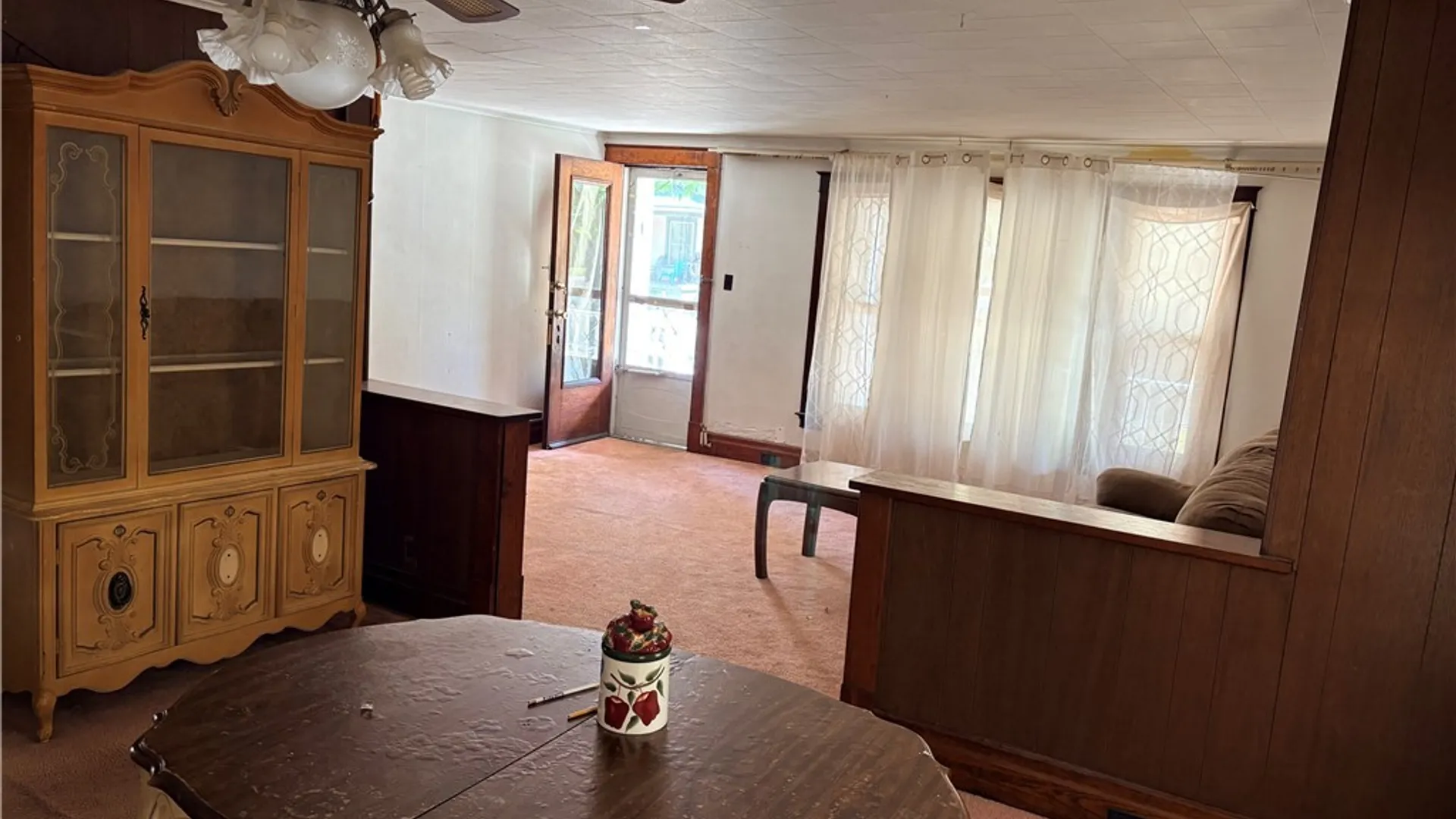 Property at 2204 La Salle Avenue, Niagara Falls, NY 14301 12