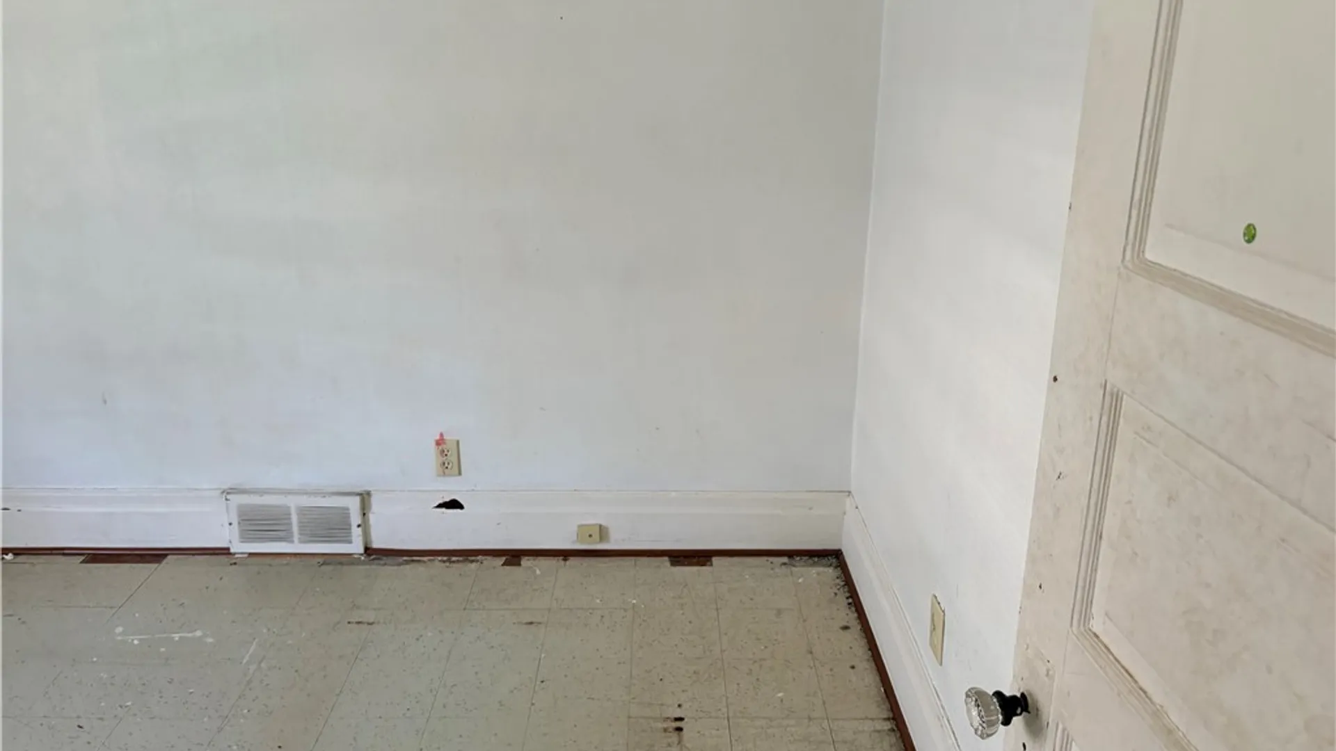 Property at 2204 La Salle Avenue, Niagara Falls, NY 14301 22