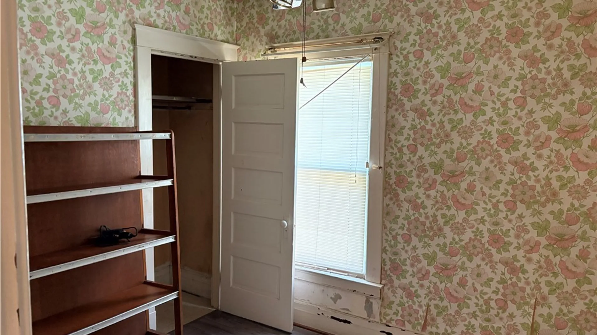 Property at 2204 La Salle Avenue, Niagara Falls, NY 14301 25