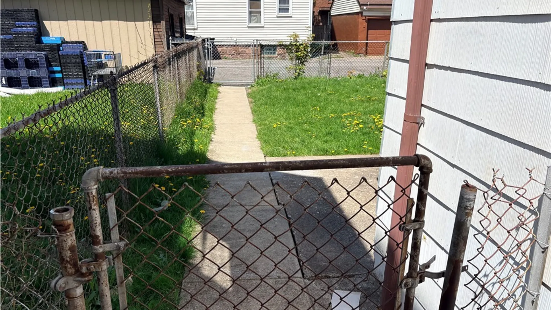 Property at 2204 La Salle Avenue, Niagara Falls, NY 14301 8