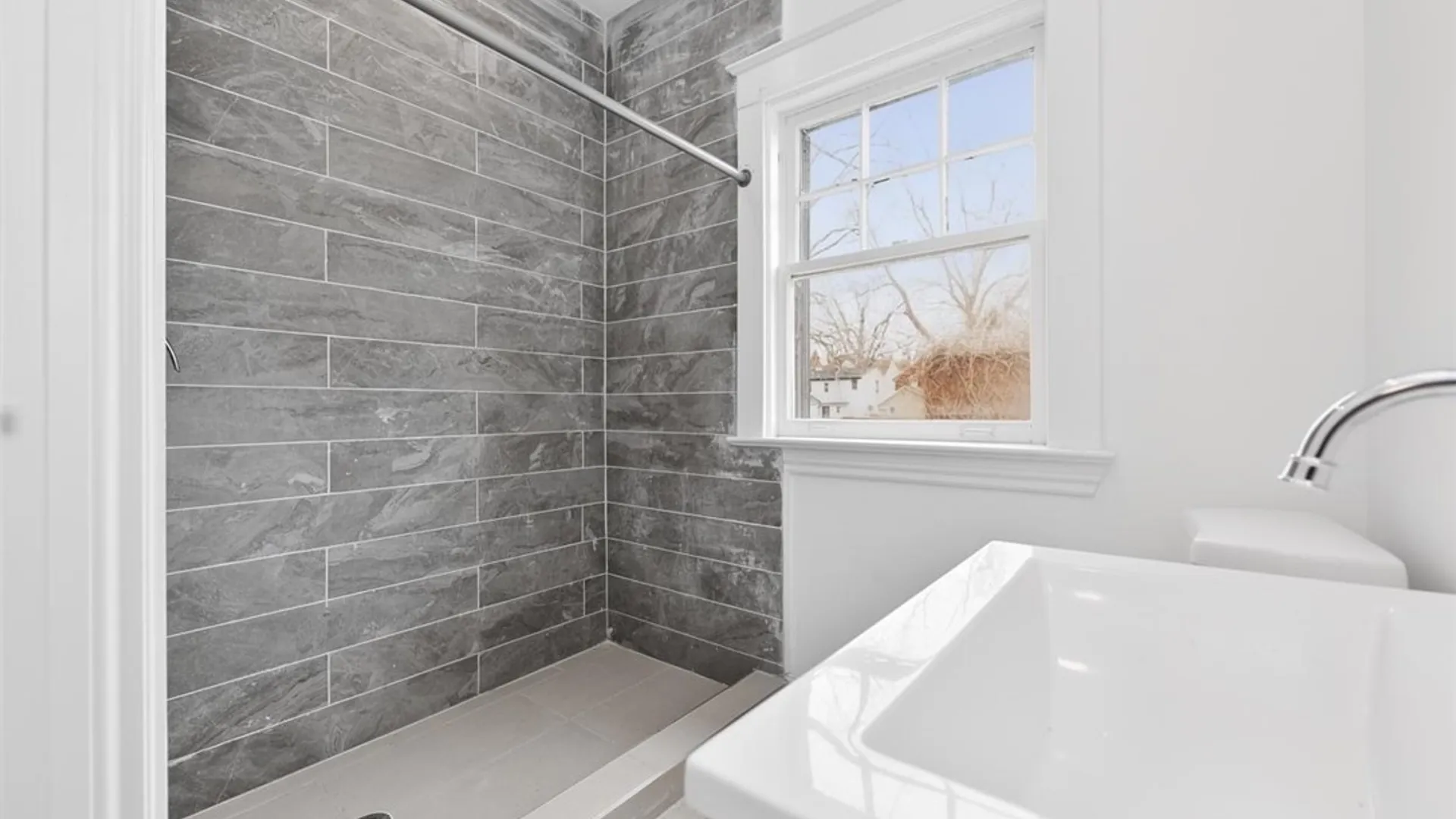 Property at 443 5th Street, Niagara Falls, NY 14301 7