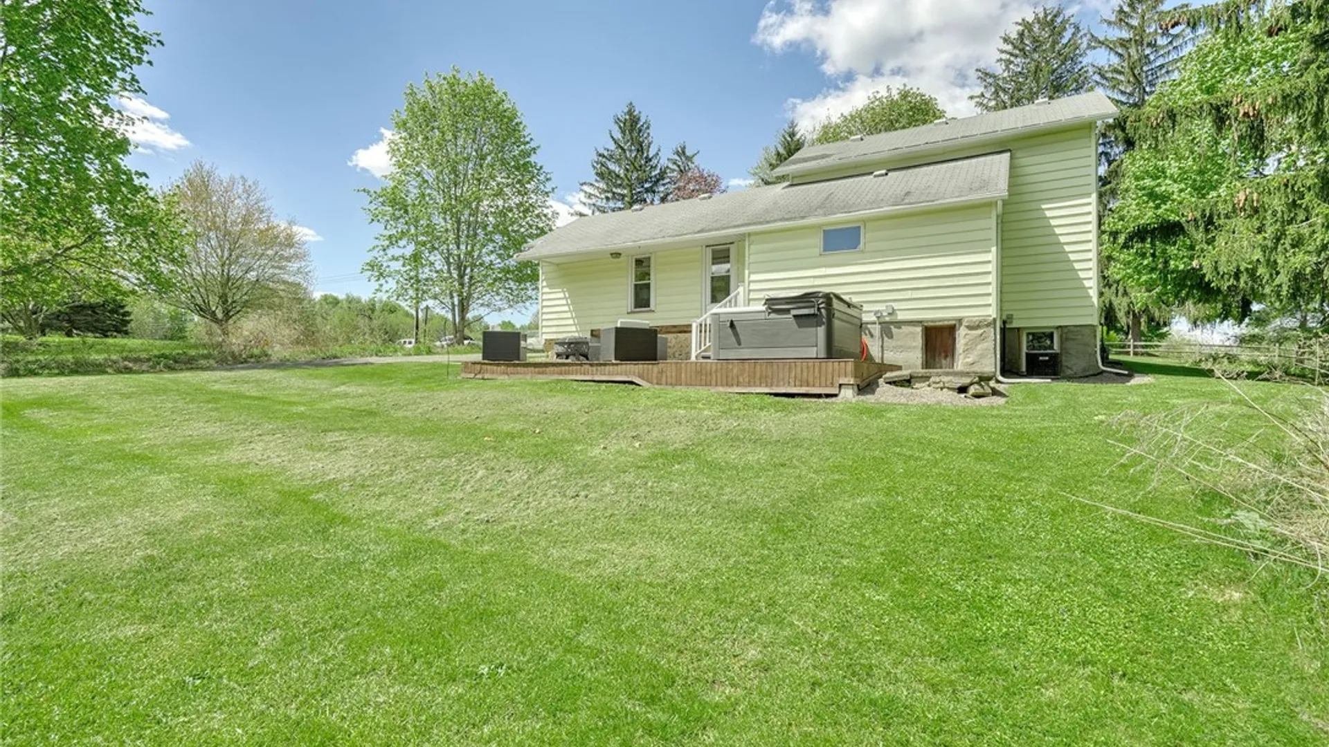 Property at 5100 Lincoln Road, Walworth, NY 14519 46