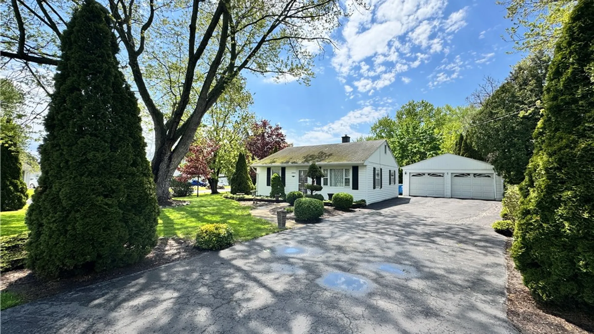 Property at 15 Barham Avenue, Waterloo, NY 13165 4